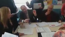 Öğretmenlerin Karne Basma Sevinci