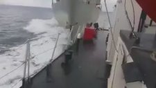 Yunan Hücumbotunun, Türk Sahil Güvenliğini Engellemeye Çalışması
