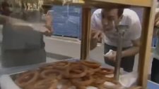 Kerhane Tatlısı - Bir Kadın Bir Erkek