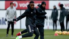 Beşiktaş'ın yeni transferi Larin ilk golünü attı!