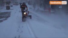 Yozgat'ta Yoğun Kar Yağışı Etkili Oldu... 100 Köy Yolu Ulaşıma Kapandı