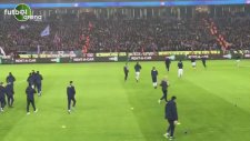 Trabzonspor taraftarından Fenerabahçeli futbolculara tepki