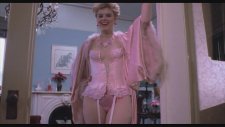 Blood Sisters (1987) Fragman