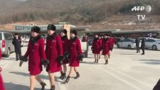 Kış Olimpiyatları İçin Güney Kore'ye Gelen Kuzey Koreli Ponpon Kızlar