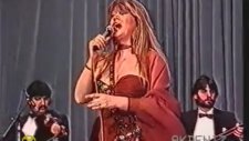 Pakize Suda - Hiçbir Şeyde Gözüm Yok (1991 Avrupa Konseri)