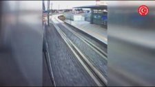 Tramvaya Makas Atan Sürücü
