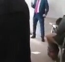 Öğretmenini Kucağına Alan Öğrenci