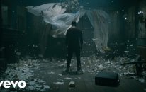Eminem - River ft. Ed Sheeran