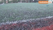 Marmaris'te Beklenen Kuvvetli Yağış Doluyla Geldi