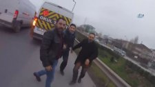 Servis Şoföründen Motosikletliye Otobanda Dayak