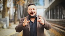 Hakan Atik - Ankara'dan Gitmem Lazım