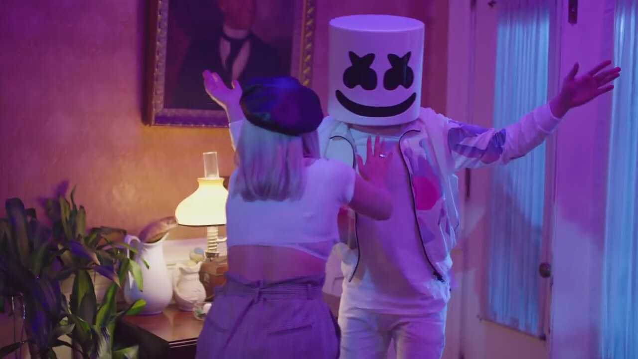 Marshmello Anne Marie Friends Music Video Izlesene Com