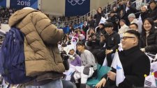 Sahte Kim Jong Un'un Kuzey Koreli PonPon Kızları Trollemesi