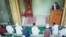 Vaaz Veren İmam Kalp Krizi Geçirdi
