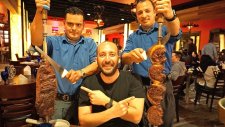 29 Dolara Sınırsız Et Restoranını Çökertmeye Gittik: Texas De Brazil