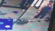 Spor Salonunda Halter Kaldırırken Omurgasını Kıran Adam
