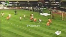 Gheorghe Hagi'nin 100. maçında attığı gol