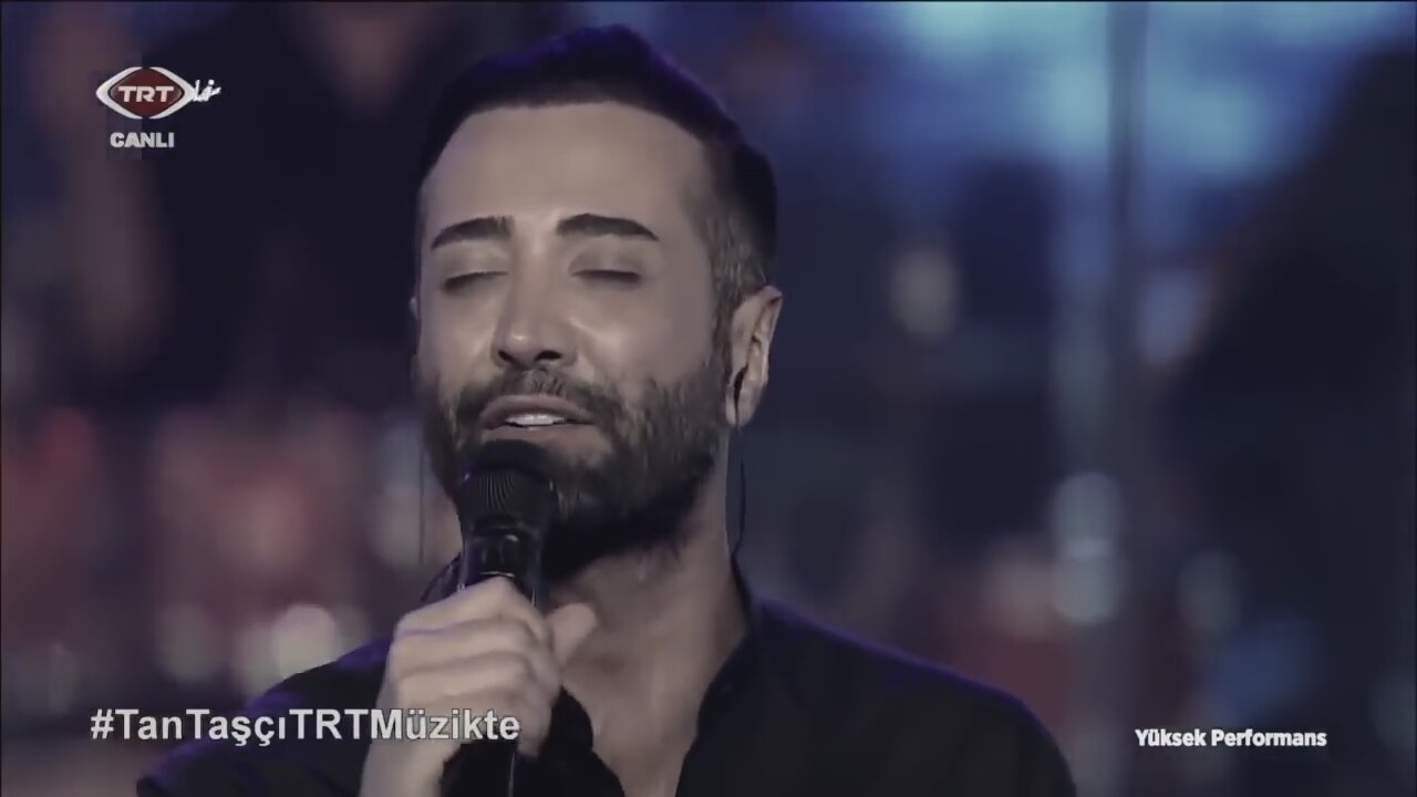 Tan Taşçı Zora Sarıldık Şarkı Sözü Tan Taşçı Zora Sarıldık Şarkı Sözü