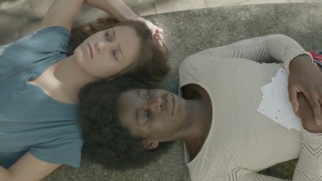 Le Bleu blanc rouge de mes cheveux (2017) Fragman