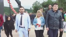 Mehmet Aydın ve Eşi Çiftlik Bank Açılışı