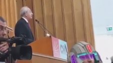 Grup Toplantısında Emojileri Açık Unutan Vekil
