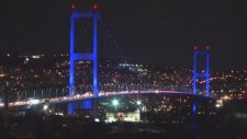 Otizm Farkındalık Günü'nde İstanbul Maviye Büründü