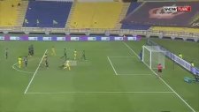 Wesley Sneijder'den Muhteşem Frikik Golü
