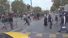 Yayalara Saygısı Olmayan Motovlogcu