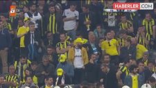 Fenerbahçe Stadında Ortalık Karışırken Hasan Ali Kaldırım Muz Yedi