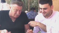 Künefenin Arkasına İmzasını Atan CZN Burak