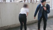 Kizlara Para Karşılığında Twerk Yaptırmak