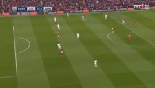 Liverpool - Roma Maçında Bayrak Krizi
