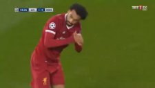 Mohamed Salah'ın Secde Yaptığı Görüntüleri İngiliz Rejisi Ekrana Getirmedi