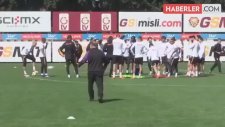 Galatasaray'da Ryan Donk Sakatlandı