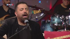 İsmail Altunsaray - Mapushanelere Güneş Doğmuyor İsmail Altunsaray - Mapushanelere Güneş Doğmuyor