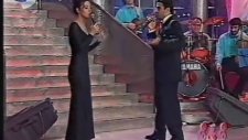 Emrah ve Ebru Güneş'in Sahnede Atışması