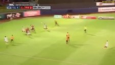 40 Yaşında Drogba Mesafe Tanımadı, Frikikten Attı