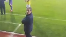 Aykut Kocaman'a Akhisar Nasıl Koydu Diyen Taraftar