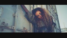 Claudia Pavel - Deja Vu