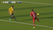 Robert Gojani Kendi Kalesine İnanılmaz Gol Attı