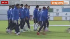 Trabzonspor, Dünya Kupasına Katılacak Onazi'ye İzin Verdi