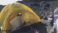 Yanardağın Böğründe Piknik Yaparken Patlaması