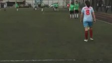 Sümeyra Kıvanç'tan Müthiş Frikik Golü
