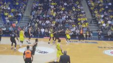 Fenerbahçe - Sakarya Maçını İzlemeye Gelen Ümit Özat