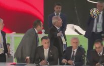 Yeni Başkan Ali Koç'un konuşması sırasında gerginlik