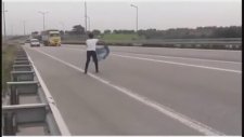 Başkasının Yerine Utanmakta Zirve Yaşatan Genç