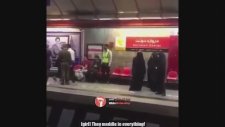 Başörtüsüne Karışan Ahlak Polisine Tekme Atan İranlı Kadın