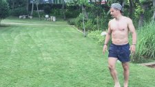 Emre Belözoğlu'ndan Üst Direğe Vuramama Challenge !