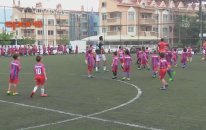 Salih Uçan ve 6 Futbolcu, 50 Miniğe Karşı Maç Yaptı