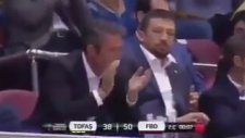 Hidayet Türkoğlu'nun İzmir Marşına Tavrı